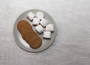 Favourite snacks for movie night: Marshmallow cookies