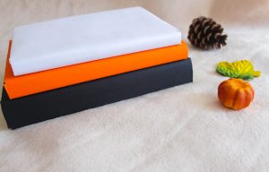 Halloween DIY: Coloured books